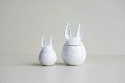 DBKD Eating Rabbit Easter Egg Large, Dot 5 DBKD Eating Rabbit Easter Egg Large, Dot -Einrichtungsgeschäft dbkd eating rabbit easter egg dot 1 1