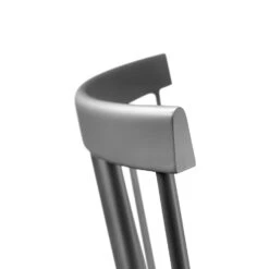 J46 Stuhl, Grau -Einrichtungsgeschäft fdb mbler j46 chair grey pantone cool s 5502 b gloss 10 3