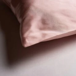 Silk Kissenbezug 40x40 Cm, Dusty Pink -Einrichtungsgeschäft linum silk kissenbezug 40x40 cm 6